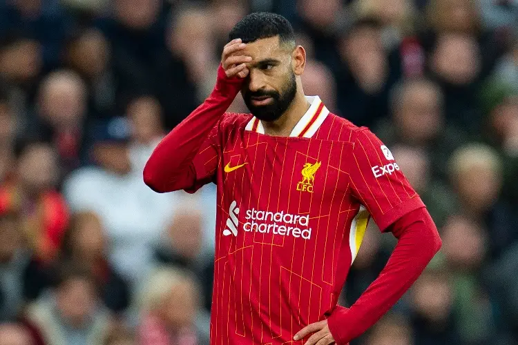 Liverpool finaliza como líder de la Champions pese a tropezar en el último juego