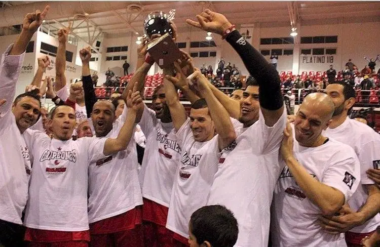Halcones Rojos y el recuerdo de su primer campeonato