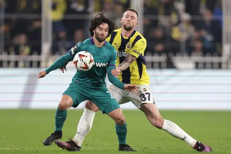 César 'Chino' Huerta y Anderlecht quedan eliminados en la Europa League 