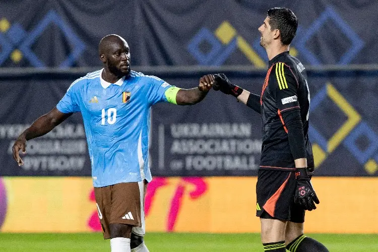 Ucrania remonta a Bélgica en el regreso de Courtois