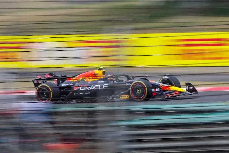 Liam Lawson sabe que no rinde y que Red Bull puede despedirlo en cualquier momento