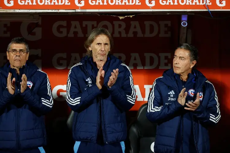 Ricardo Gareca responde a los aficionados que piden su salida de Chile