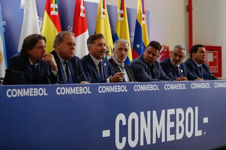 Conmebol crea equipo para combatir el racismo y la violencia