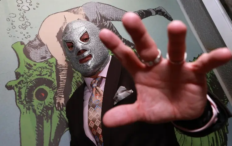 Hijo del Santo se enorgullece de no haberle fallado a su padre