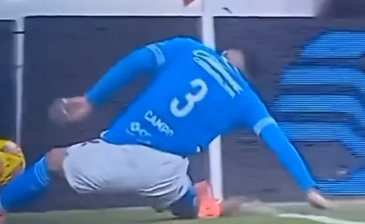 Cruz Azul revela detalles de la lesión de Omar Campos tras su aparatosa lesión (VIDEO)
