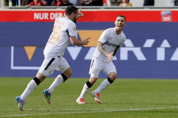 ¡Que no se pierda la costumbre! En el último minuto Bayer Leverkusen gana y persigue al Bayern Múnich 