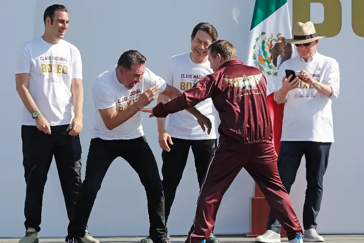 Óscar de la Hoya propone el boxeo como alternativa a los vicios