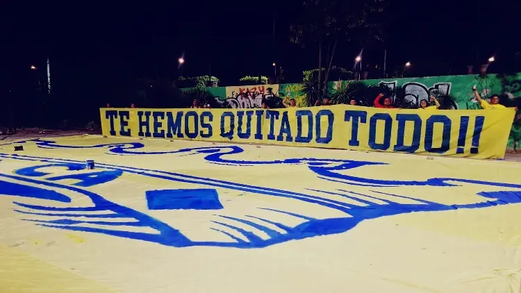 Te hemos quitado todo: La manta de América al Cruz Azul