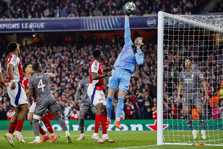 Al Real Madrid se le olvidó cómo jugar al futbol, asegura Courtois