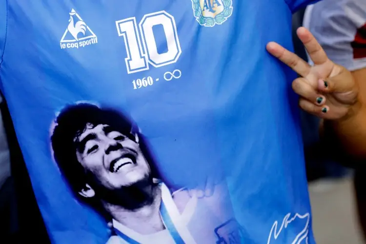 Caso Maradona: Médicos afirman que la operación cerebral fue innecesaria