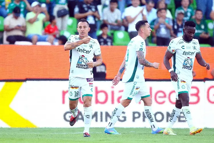 Guardado le da triunfo a León sobre Puebla