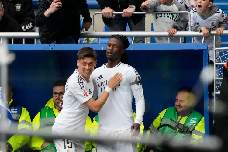 Real Madrid gana con lo mínimo y sigue soñando con el título