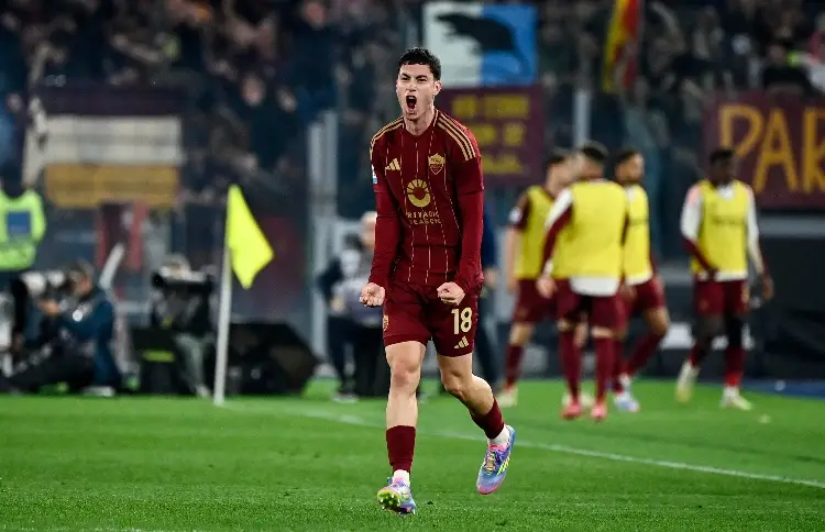 Roma se queda con el derbi ante Lazio
