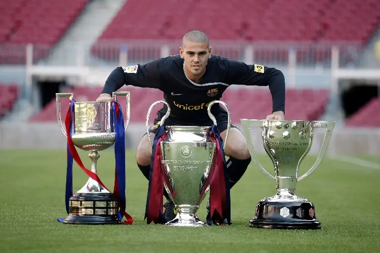Víctor Valdés reaparece en el futbol, ahora como entrenador