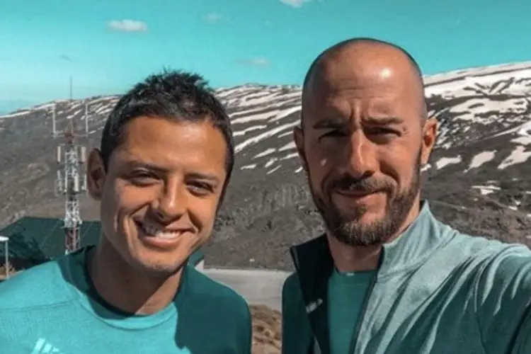 ¡Diego Dreyfus al rescate de las Chivas a petición del 'Chicharito'!