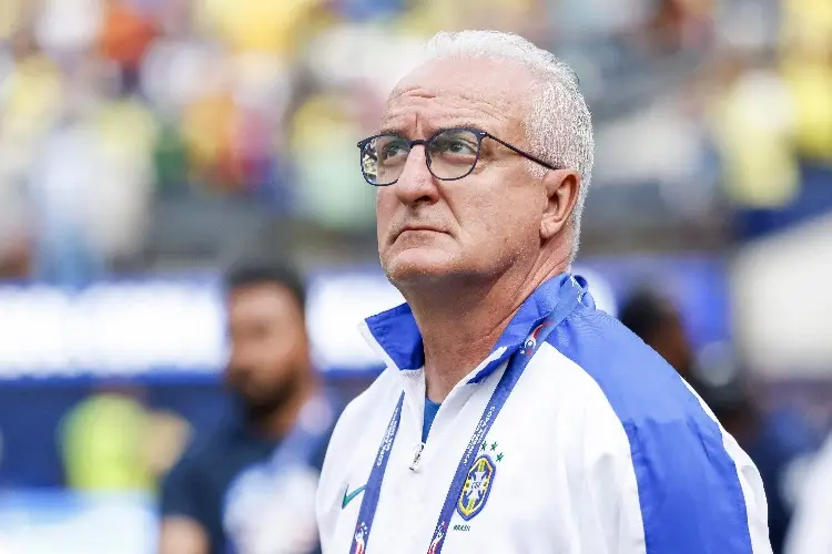 Dorival Junior vuelve a los banquillos tras fracasar con la selección de Brasil