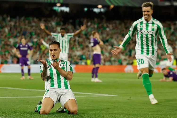 Real Betis toma ventaja ante Fiorentina en la semifinal de Conference League