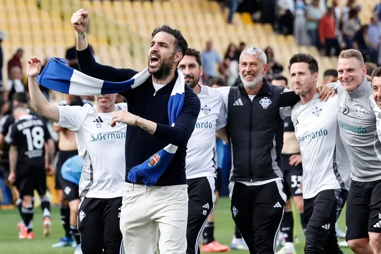 ¡Cesc Fábregas lo logró! El humilde Como liga cinco triunfos y no descenderá en Italia 