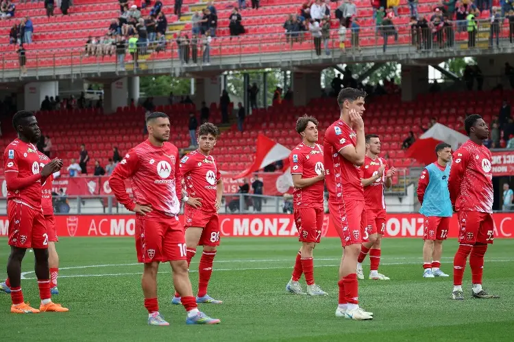 Monza concreta su descenso a la Serie B de Italia