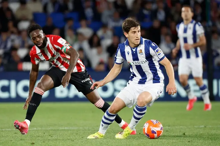 Athletic de Bilbao y Real Sociedad regalan un triste empate en el Derbi Vasco 