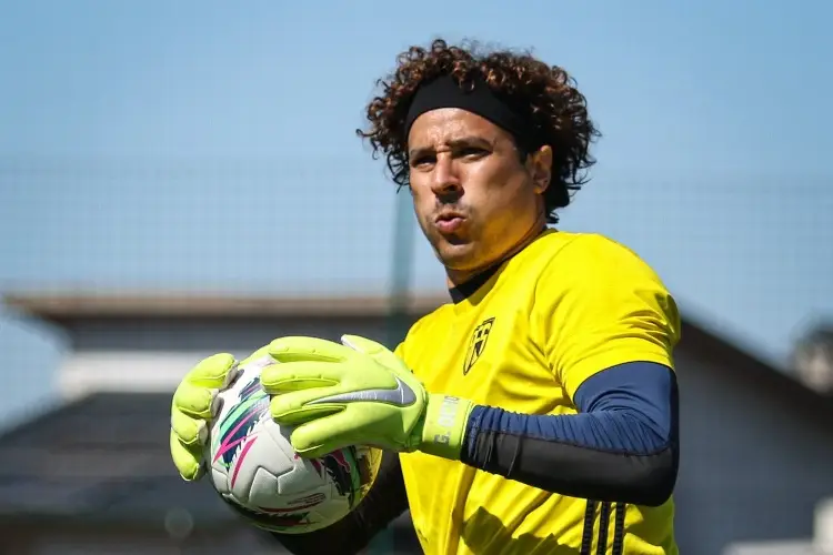 Esto necesita Memo Ochoa para salvarse del descenso en Portugal