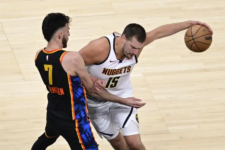 NBA: Denver da un zarpazo en Oklahoma en semifinales
