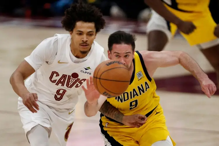 NBA: Pacers silencia a Cleveland con un triple agónico