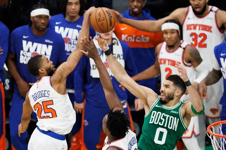 NBA: Knicks asaltan Boston y dejan temblando a los Celtics
