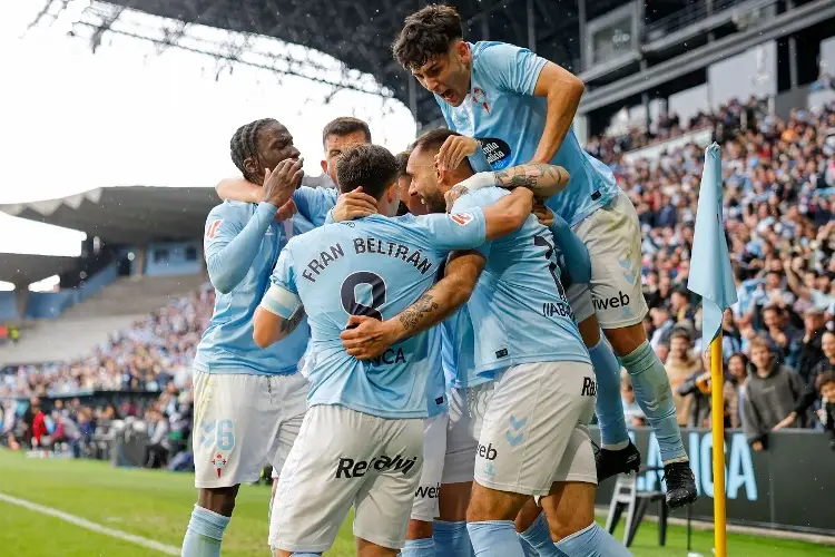 Celta de Vigo levanta la mano para competencias europeas y de paso hunde al Sevilla 