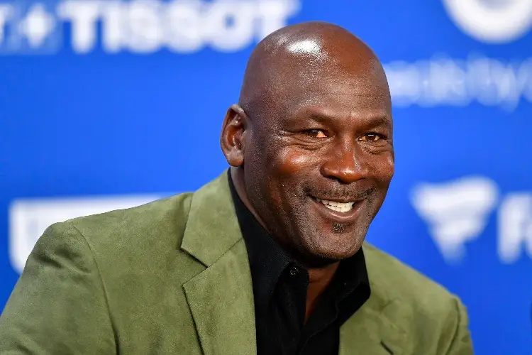 Michael Jordan regresa a la NBA, ahora será comentarista