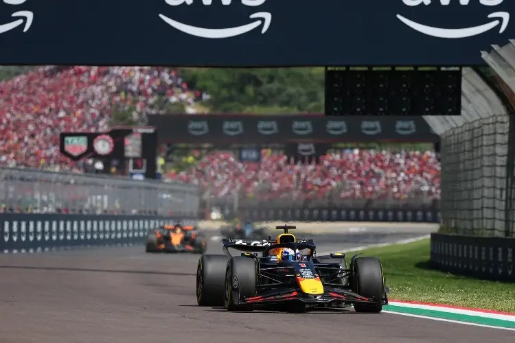 F1: Verstappen gana en Imola