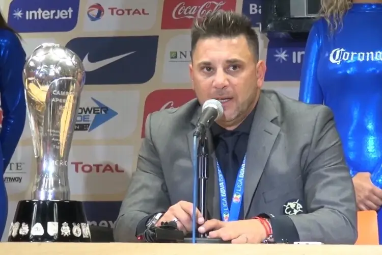 Les dejo la copa, me llevo mi dignidad: El día que el 'Turco' se fue del América por la puerta de atrás