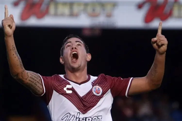 Ex Tiburón es convocado para jugar con la selección de Malasia