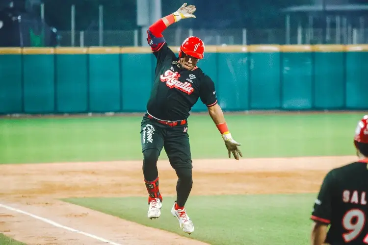 Yangervis Solarte se despide de El Águila con este mensaje