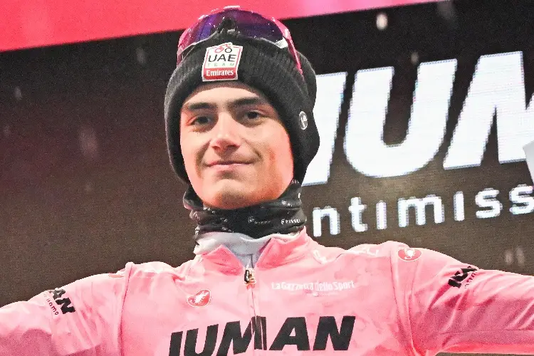 Isaac del Toro no quiso tomar riesgos para mantener la maglia rosa