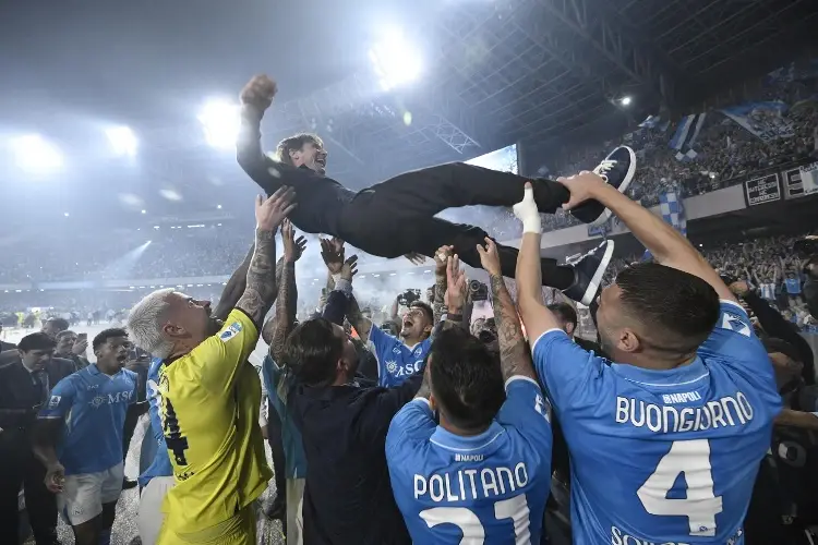 Antonio Conte, el hombre detrás del histórico título del Napoli 