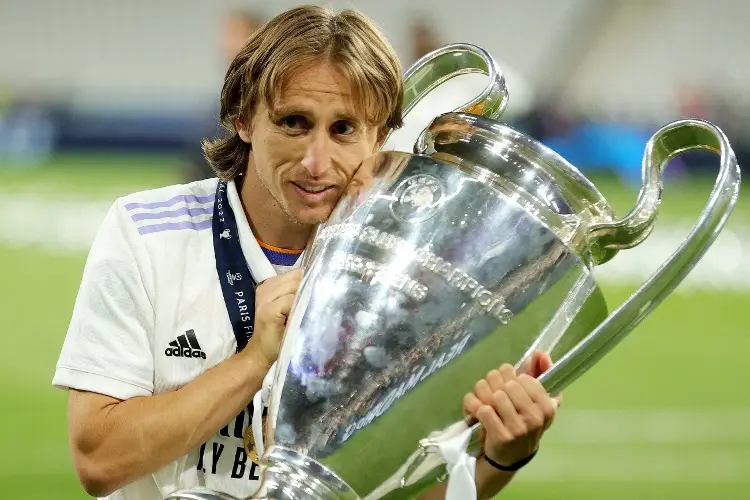 Luka Modric, el jugador con más títulos en el Real Madrid dice adiós al Santiago Bernabéu