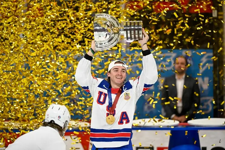 Después de 92 años, Estados Unidos vuelve a ganar el Mundial de Hockey sobre hielo