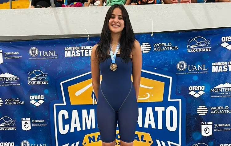 Triracing Master Veracruz brilla en el Campeonato Nacional de Natación en Monterrey