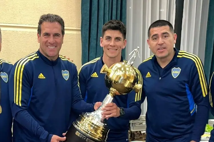 Ex Tiburón dura solo un día como DT de Boca Juniors