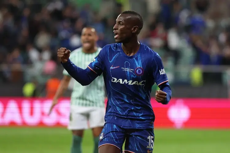 Chelsea cumple, golea y se corona campeón de la UEFA Europa Conference League 
