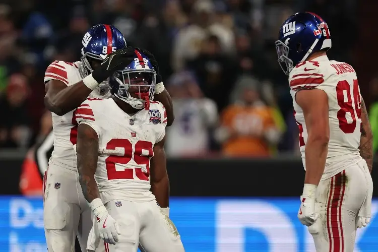 NFL: Russell Wilson quiere acabar con la crisis de los NY Giants y llevarlos al Super Bowl