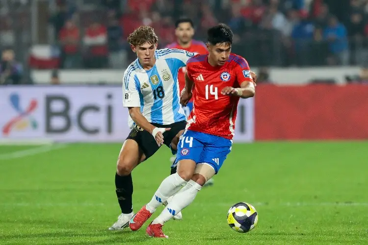 Argentina deja a Chile al borde de no ir al Mundial por tercera vez consecutiva