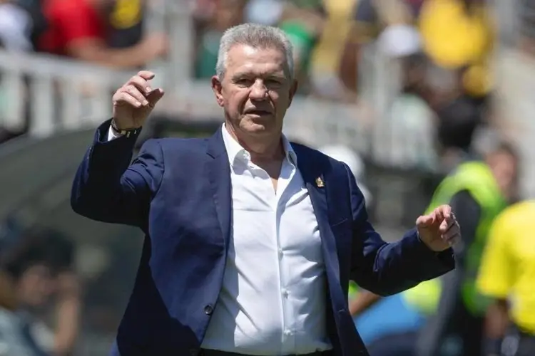Al Vasco Aguirre no le gustó la goleada en contra ante Suiza