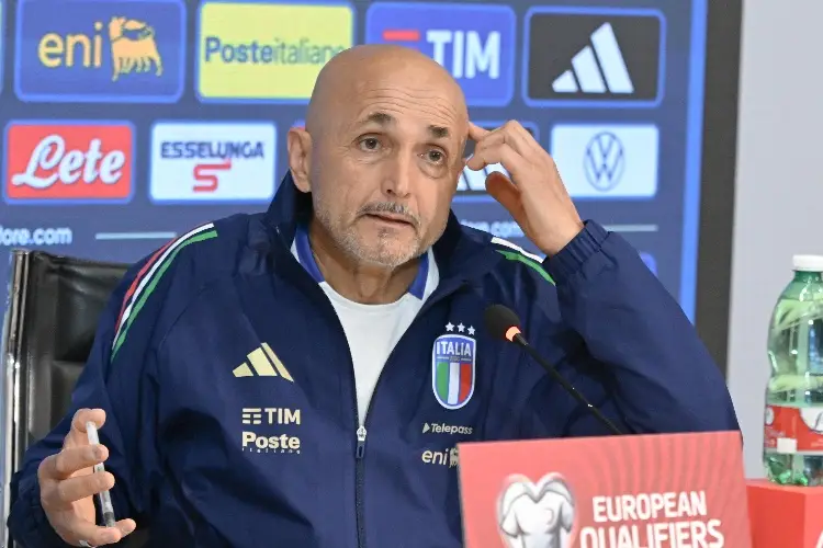 Italia no quiere faltar a otro Mundial ¡Despide a su DT tras perder!