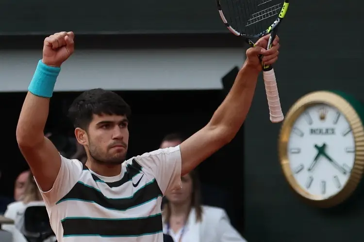 ¡Carlos Alcaraz bicampeón de Roland Garros en una histórica final ante Jannik Sinner!