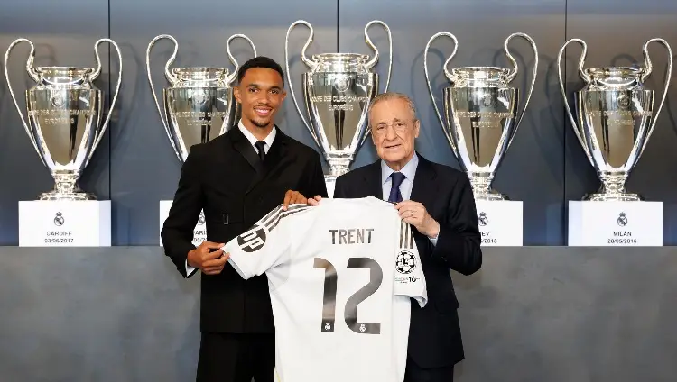 Trent Alexander-Arnold presentado en el Real Madrid