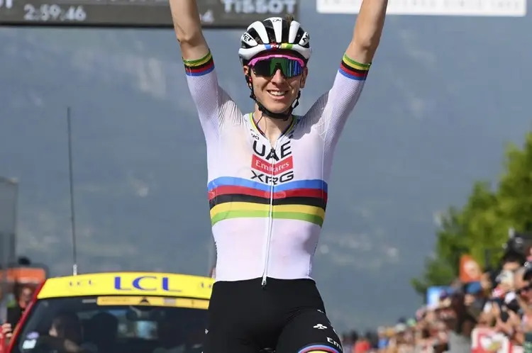 Pogacar arrasa en la montaña y se viste de líder en el Critérium del Dauphiné