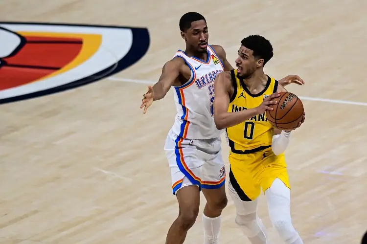 Oklahoma Thunder gana y se pone a un juego de ser campeón en la NBA 