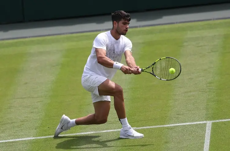 Alcaraz aprende a sufrir rumbo a Wimbledon